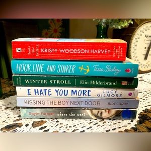 Lot of 6 Modern Romance Books Softcover Romantic Love Relationships